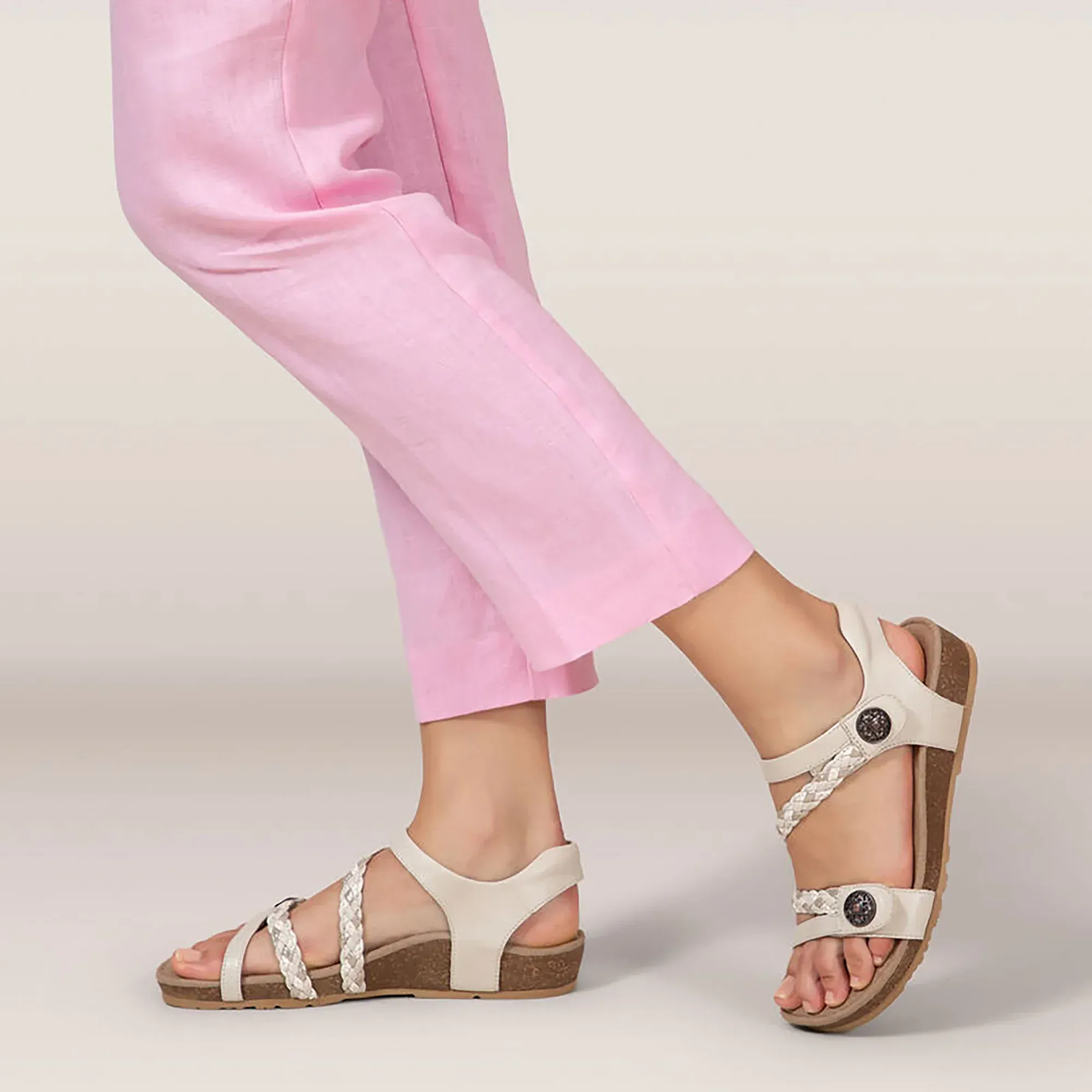 Aetrex Women's Jillian Sandals- Ivory - Image 9