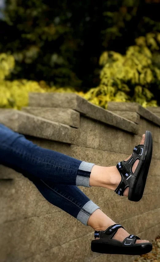 Cambrian Women's Marina Walking Sandals- Black/ Blue - Image 2
