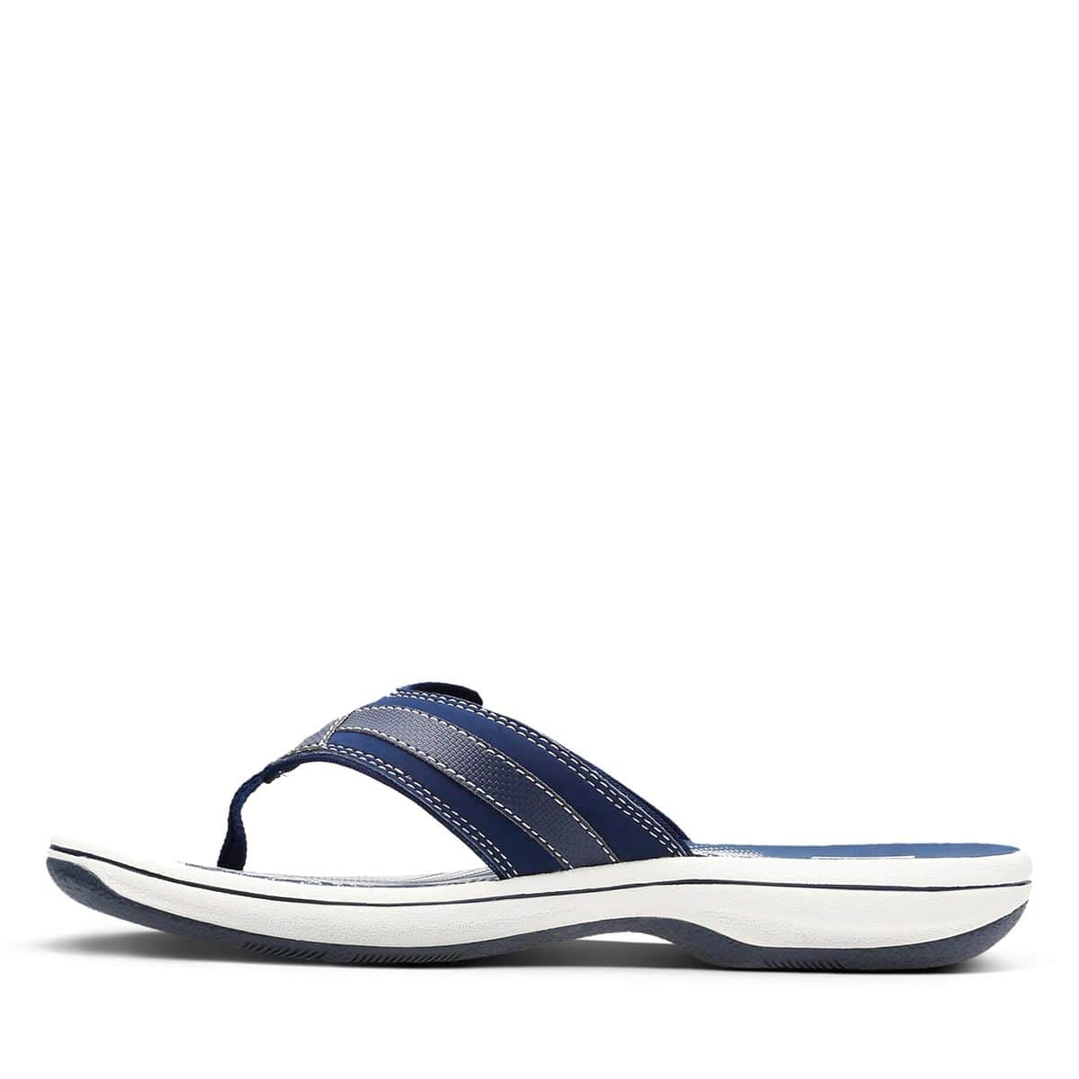 Clarks Women's Breeze Sea Flips- Navy - Image 5