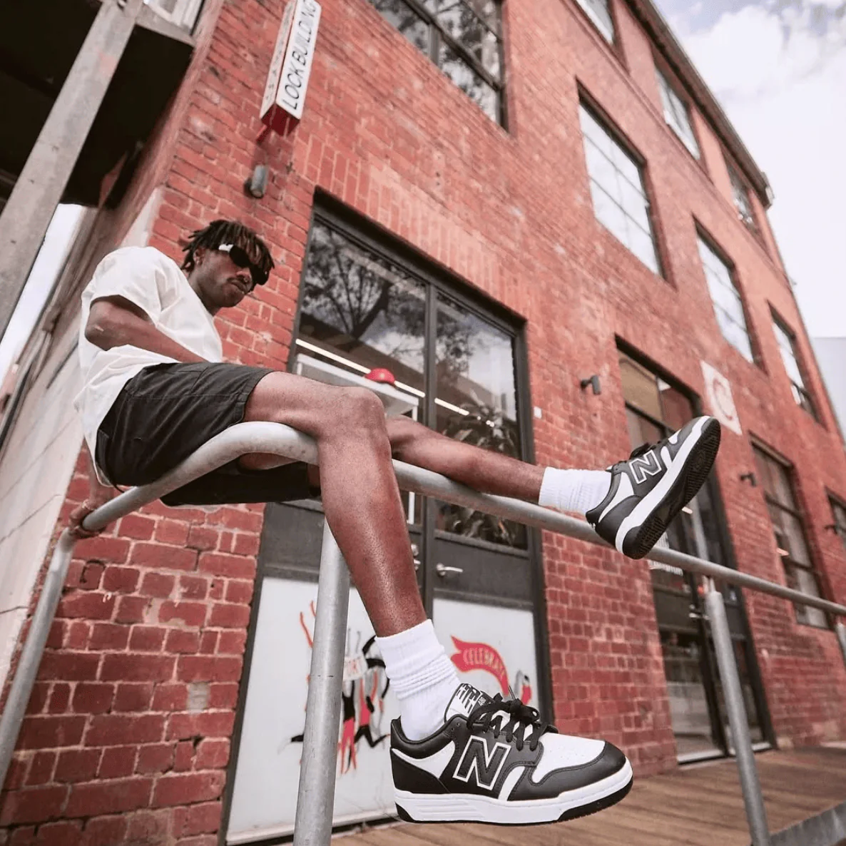 New Balance Unisex 480 Sneakers- Black/White - Image 2