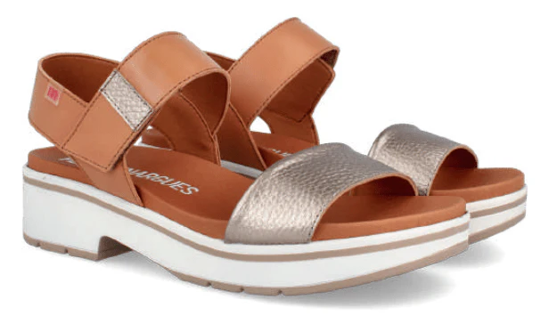 Pepe Menargues Women's Sandalia New York Sandal- Camel/Silver - Image 2