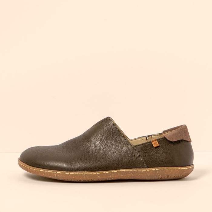 El Naturalista Women's El Viajero Slip Ons- Forest