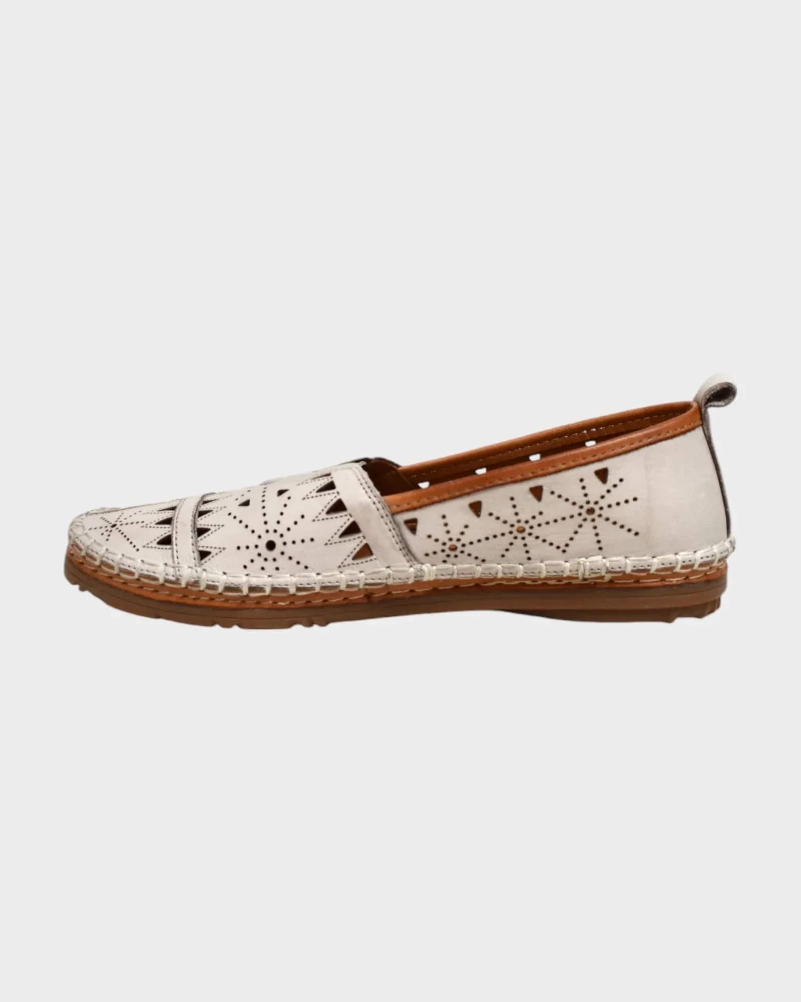 Everly Women's Emily 01 Slip Ons- Silver Grey - Image 4