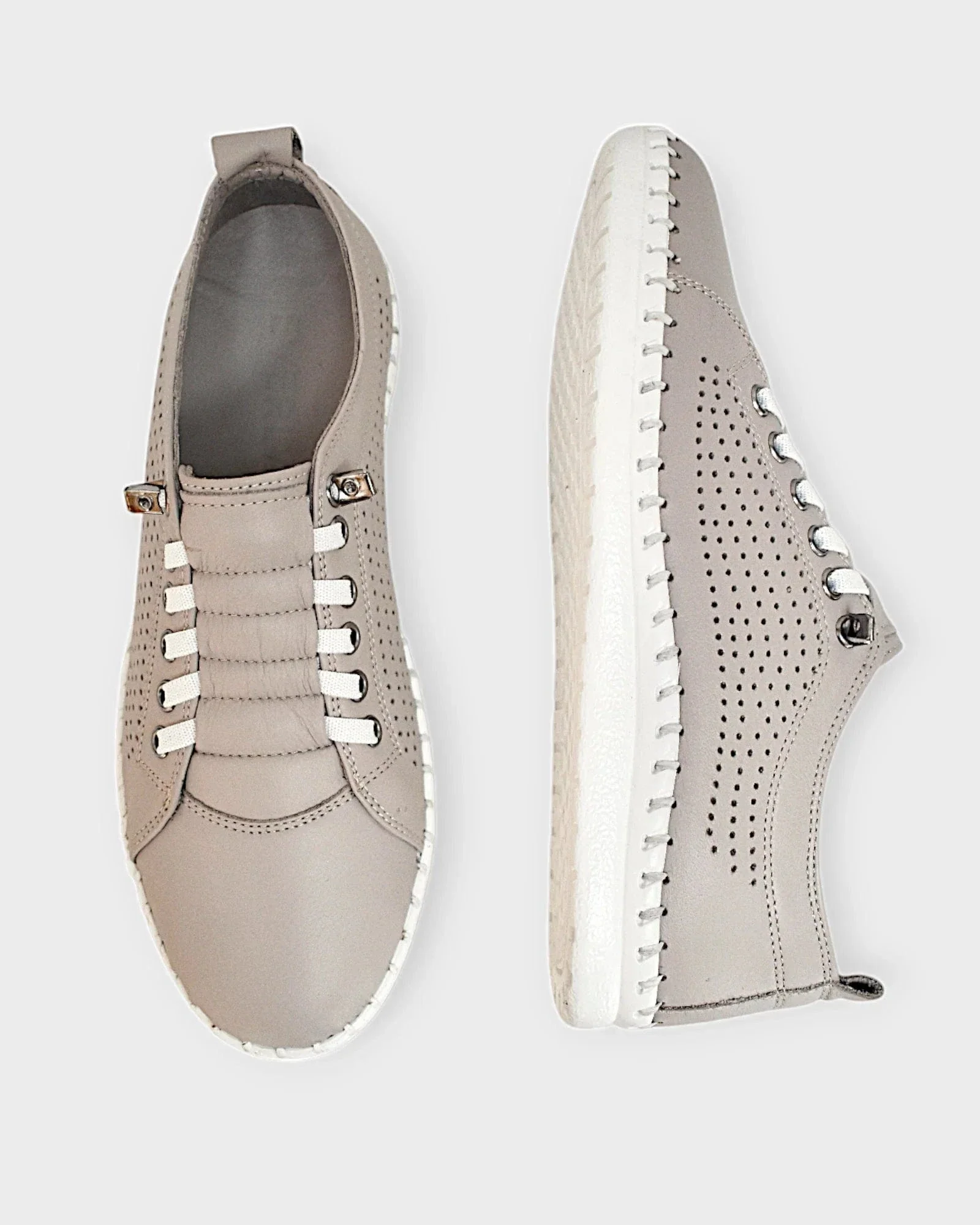 Everly Women's Leora 01 Perf Sneakers- Silver Grey - Image 3