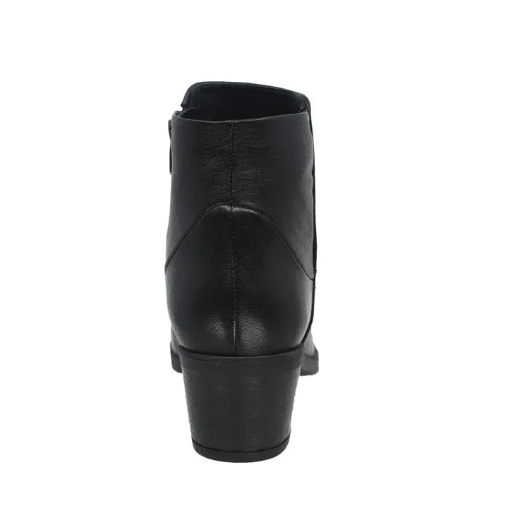 Everly Women's Talia Boots- Black - Image 4