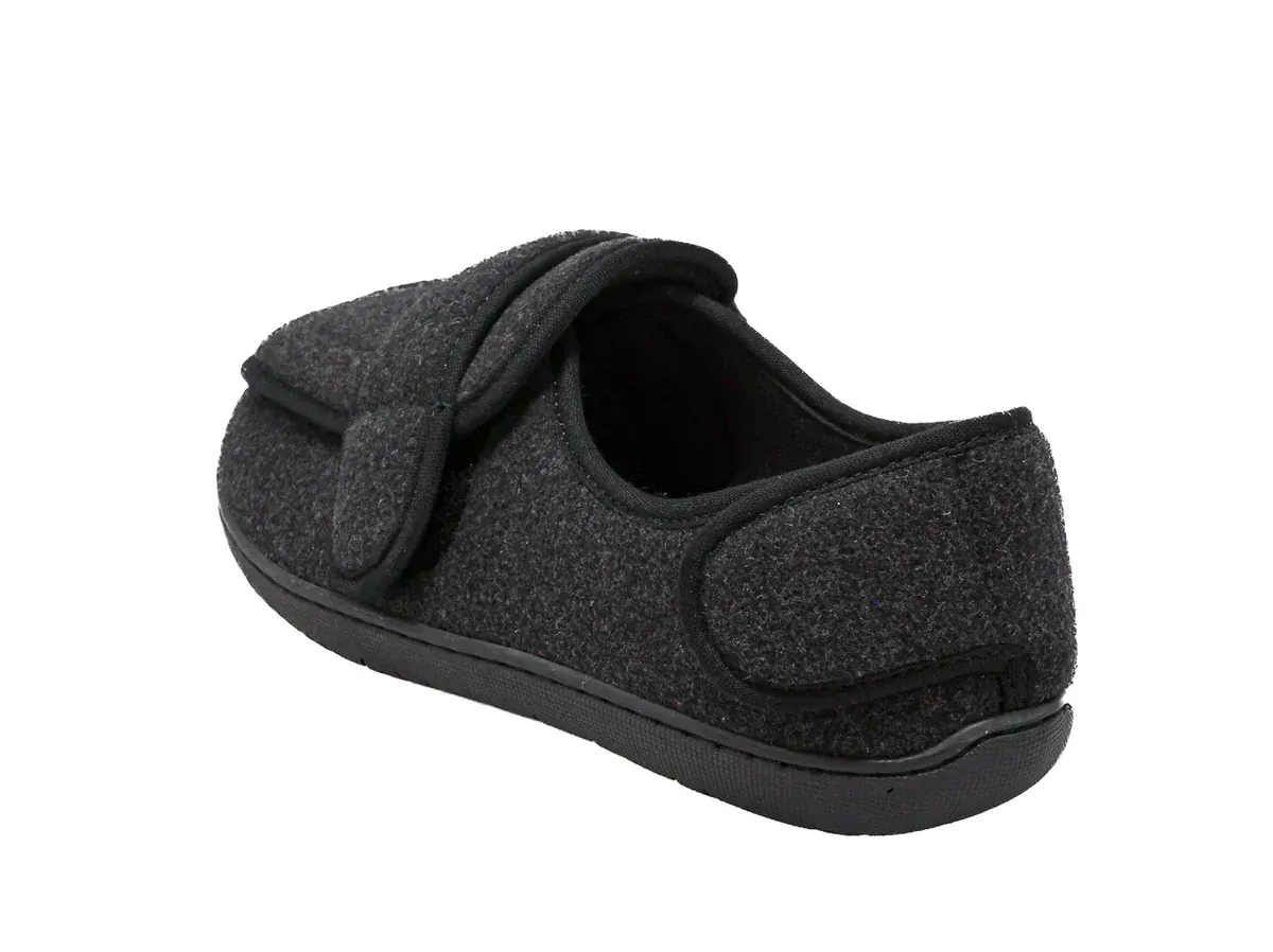 Foamtreads Women's Physician 2 Slippers- Black - Image 4