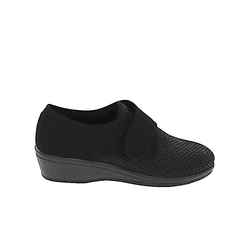 Foamtreads Women's Sabrina Slippers- Black