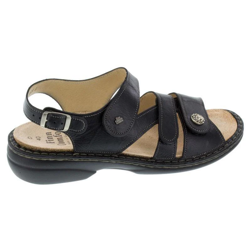 Finn Comfort Women's Gomera Sandals- Plisseelight Schwarz - Image 4