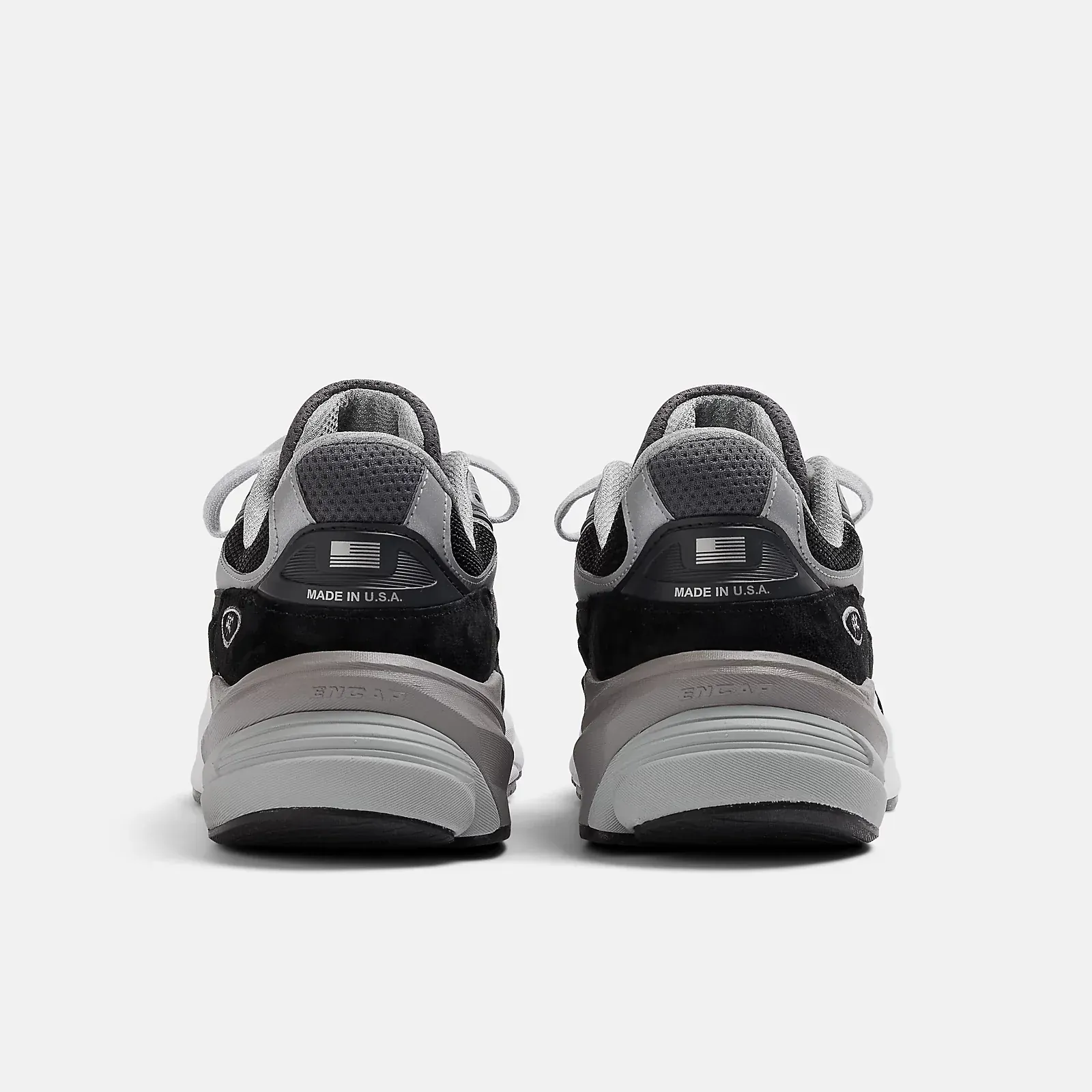 New Balance Men's 990v6 Running Shoes- Black/White - Image 4
