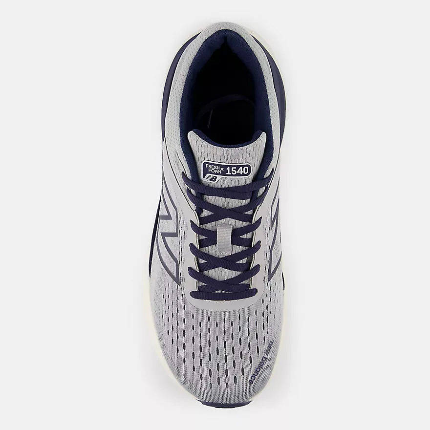 New Balance Men's 1540v4 Walking Shoes- Aluminium Gray/ NB Navy - Image 4