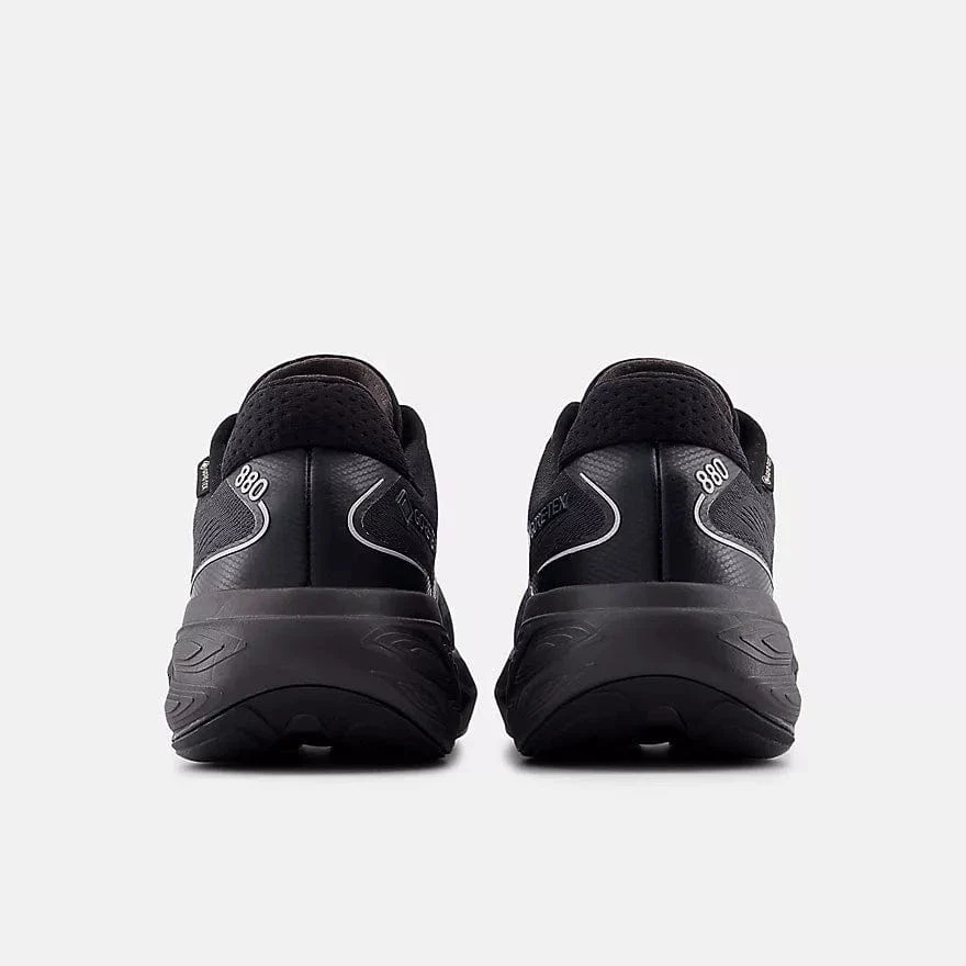 New Balance Men's 880v15 Gore-Tex® Running Shoes- All Black - Image 6