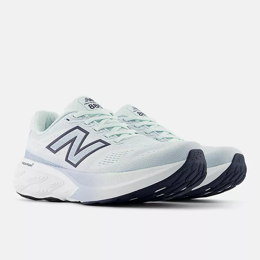 New Balance Women's 880v15 Running Shoes- Glint Blue/ NB Navy - Image 2