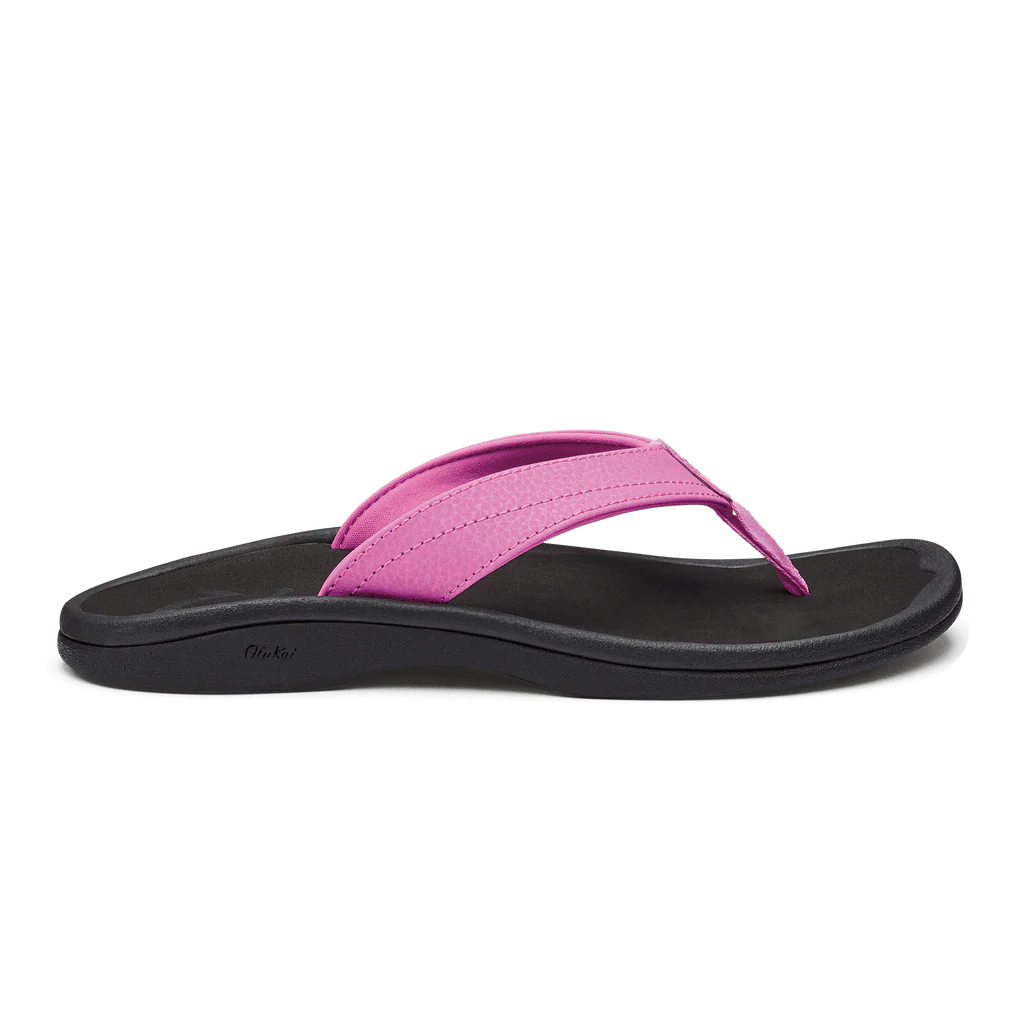 OluKai Women's Ohana Sandals- Dragon Fruit/Black