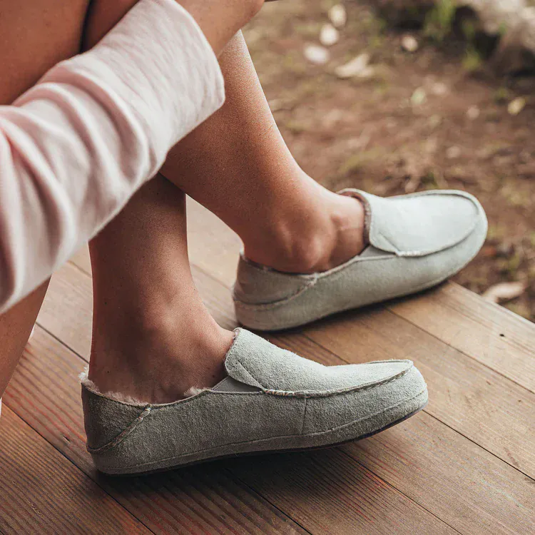 OluKai Women's Nohea Slippers- Pale Grey - Image 3