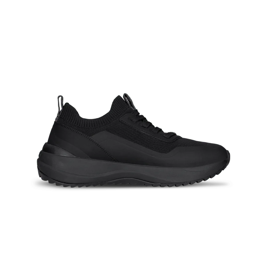 Vessi Men's Stormburst Low Top Sneakers- Black - Image 4