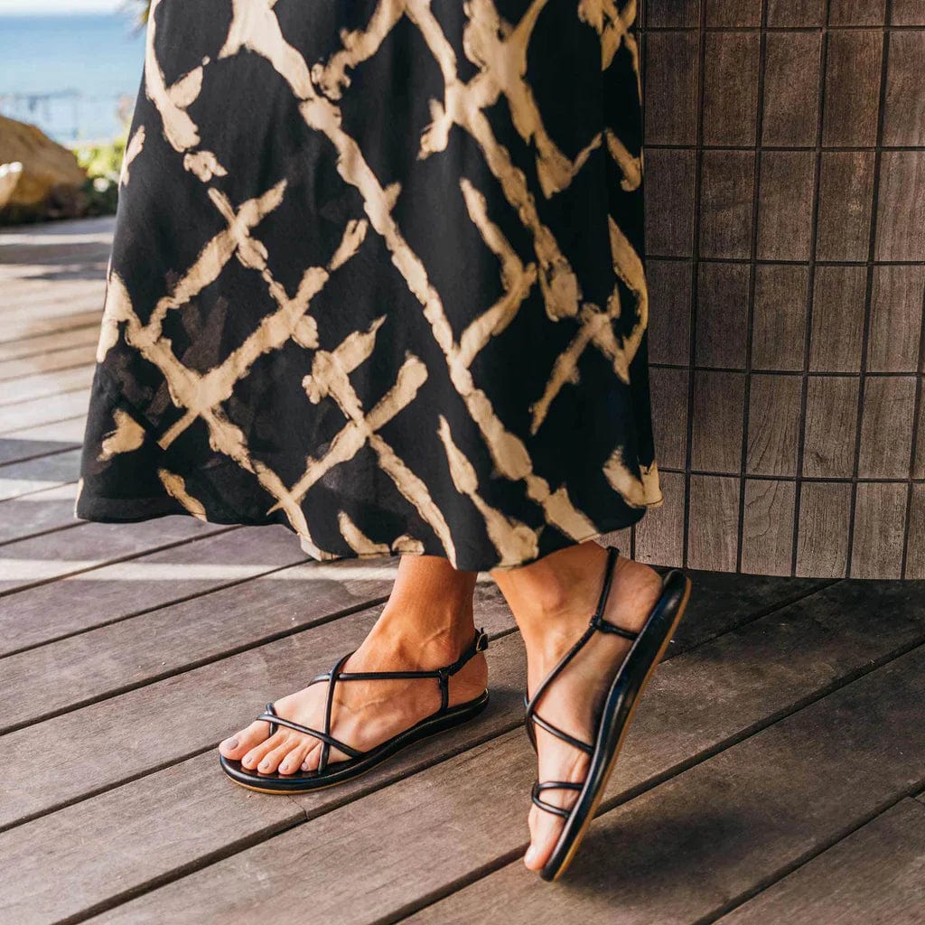 OluKai Women’s Waiau Slingback Sandals- Black - Image 3